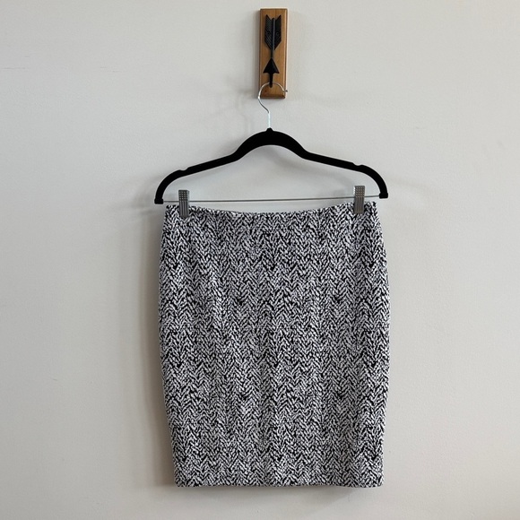George Dresses & Skirts - George Monochrome Patterned Mini Skirt